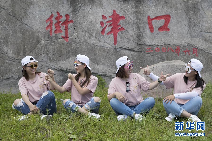 bbinӯȫýͷ·ǵС·ͼĻ3ӭŶĺ——С֮·ĺ